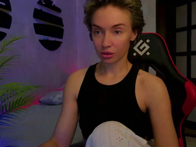 Webcam model BlondeInside