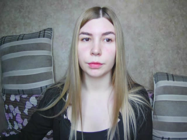 Webcam model EllaNuar