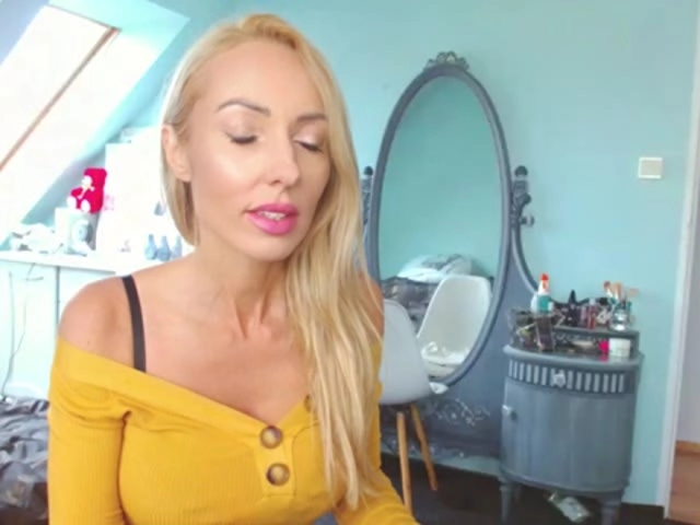 Webcam model SexyEmila