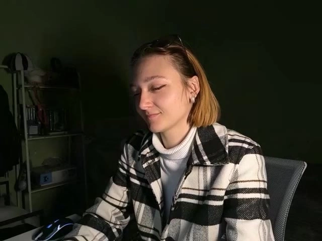 Webcam model MelaniOrange