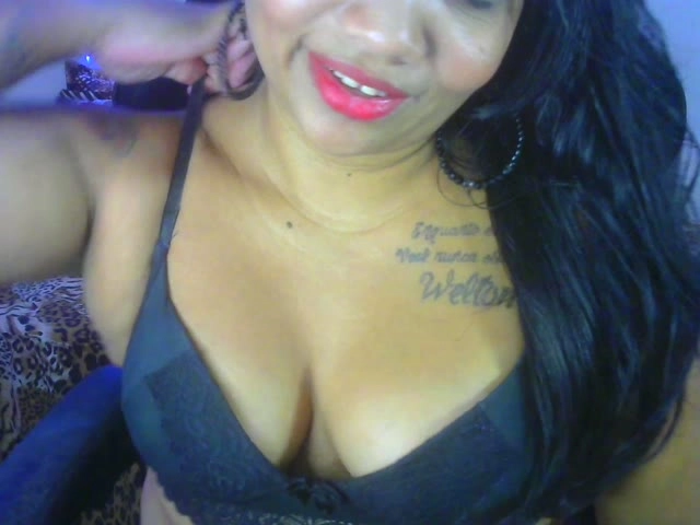 Webcam model Samyra21