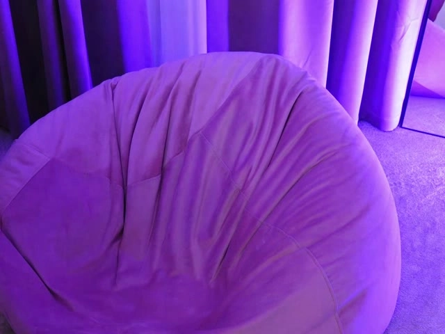 Webcam model ZoeBellee