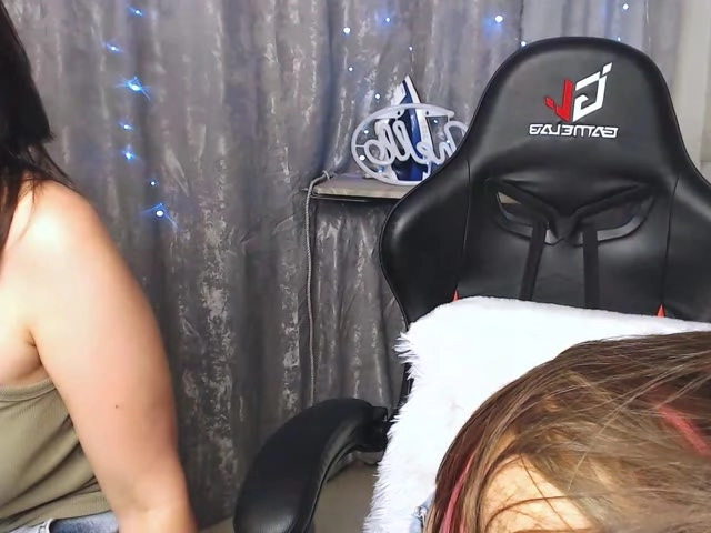 Webcam model FlowerLeila