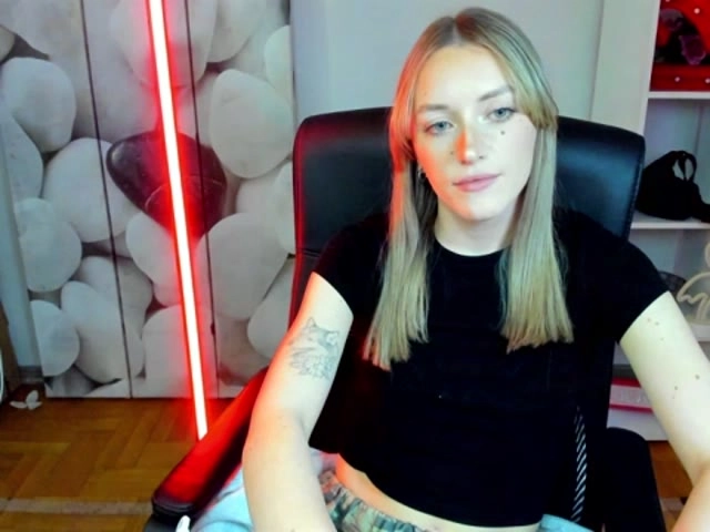 Webcam model EvelynBlond