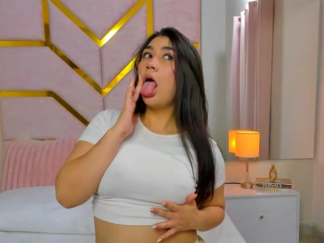 Webcam model miaharris