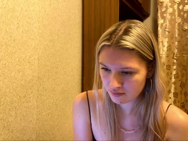 Webcam model SkyeDavis