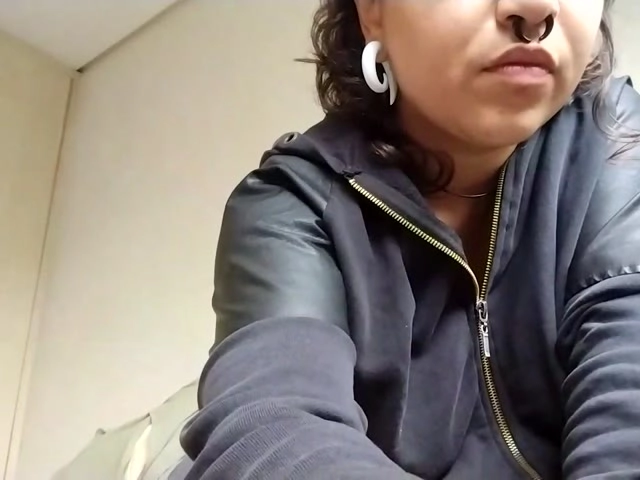 Webcam model Tanajuraboy