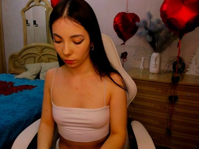 Webcam model LiaPeach