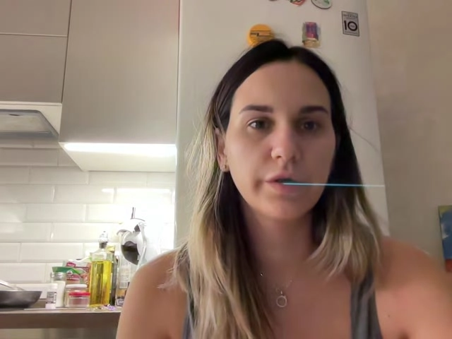 Webcam model AliceGray