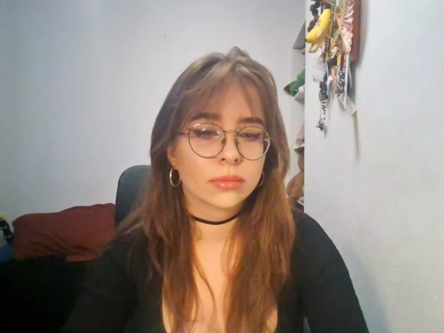 Webcam model CassieTop