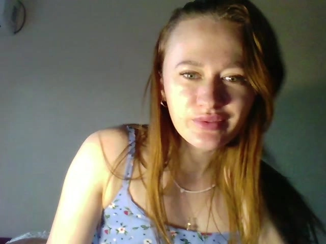 Webcam model Desirre