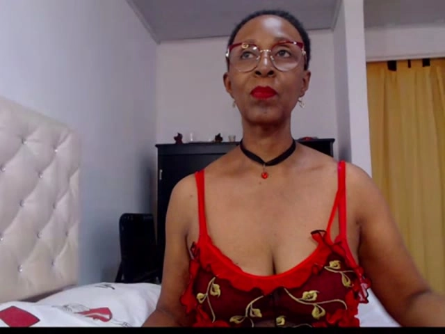Webcam model EbonyMilff