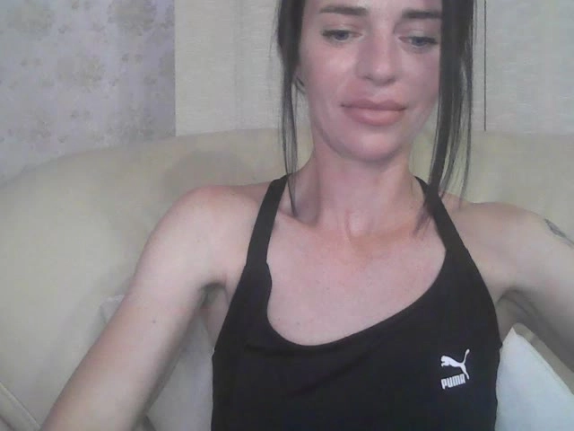 Webcam model HoneyVibe